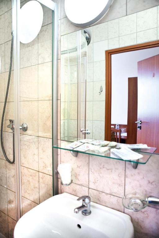 Nu Hotel Λοτζ Εξωτερικό φωτογραφία